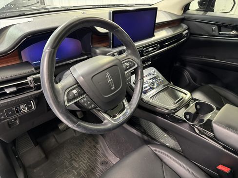 Used 2022 Lincoln Nautilus Reserve FWD image 13