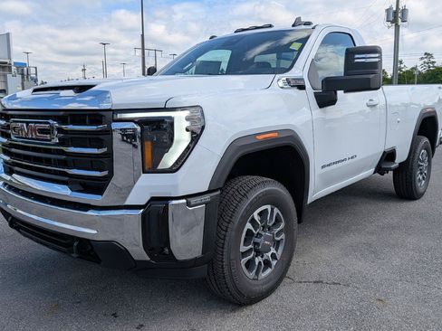 New 2026 GMC Sierra 3500 SLE w/ SLE Convenience Package AWD/4WD image 3