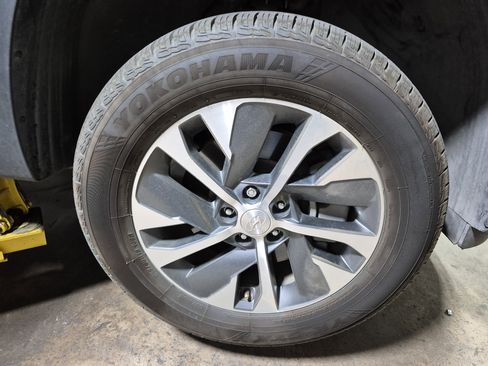 Used 2022 Hyundai Palisade SEL AWD/4WD image 16