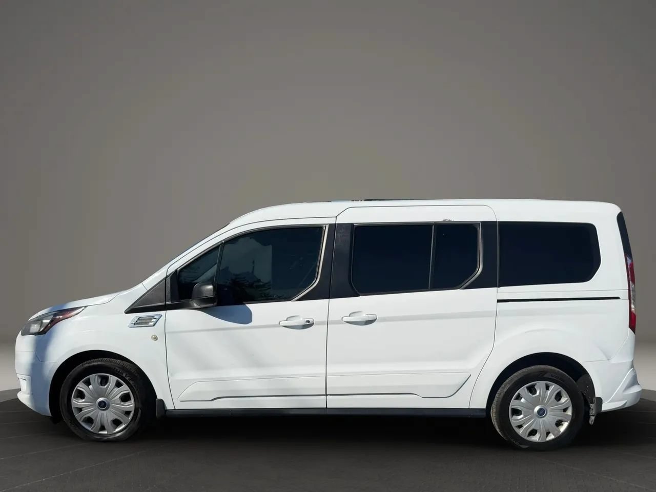 Used 2022 Ford Transit Connect XLT FWD image 8