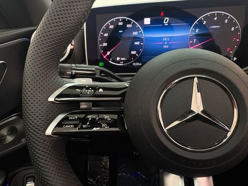 Used 2025 Mercedes-Benz CLE 450 4MATIC Cabriolet image 13