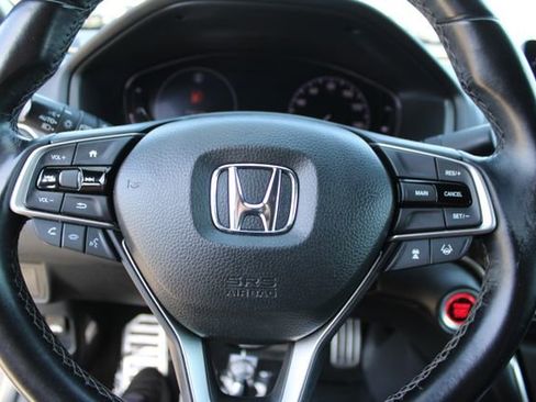 Used 2020 Honda Accord Sport image 17