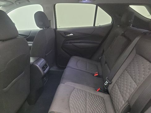 Used 2019 Chevrolet Equinox LT FWD image 18
