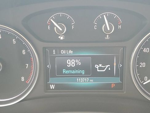 Used 2019 Buick Enclave Essence FWD image 21
