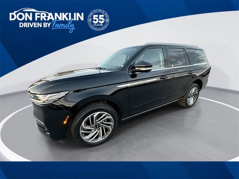 New 2025 Lincoln Navigator Reserve image 1