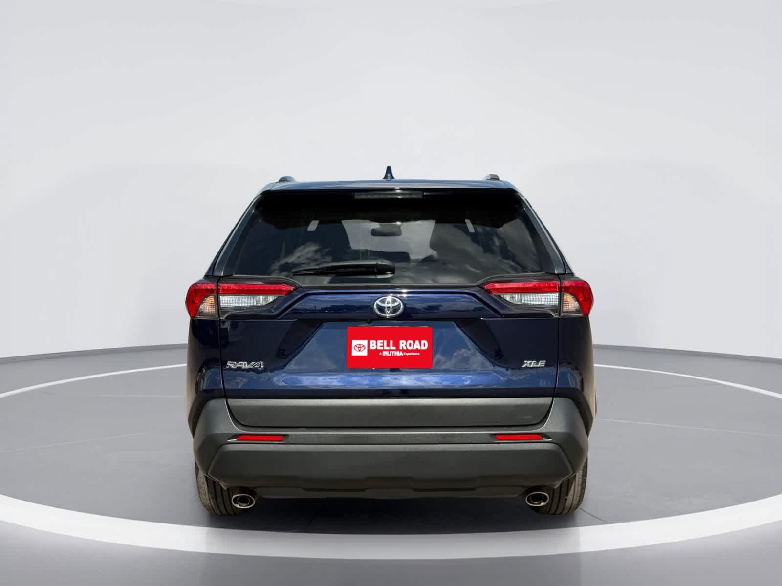 Used 2025 Toyota RAV4 XLE FWD image 7