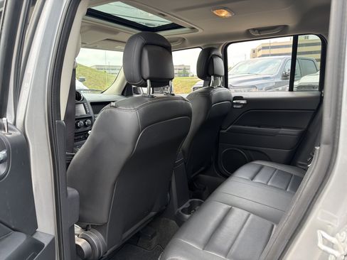 Used 2017 Jeep Patriot High Altitude AWD/4WD image 20