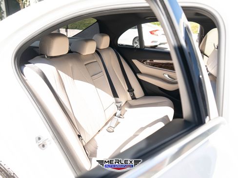 Used 2019 Mercedes-Benz E 300 w/ Premium 1 Package image 18