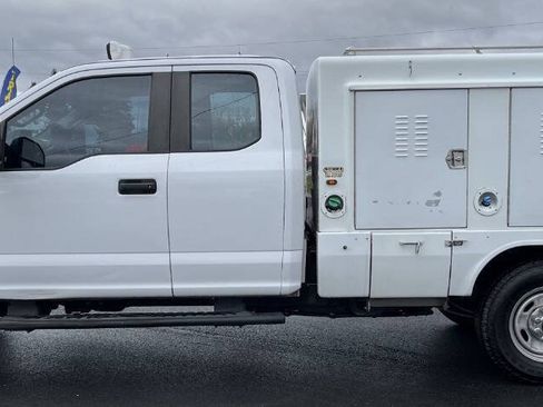 Used 2017 Ford F350 XL w/ Power Equipment Group AWD/4WD image 8