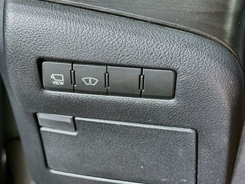 Used 2019 Lexus ES 300h Ultra Luxury FWD image 17