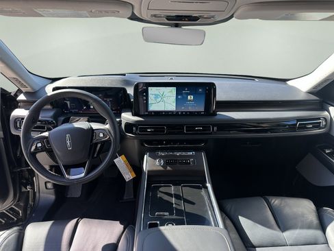 New 2026 Lincoln Aviator Reserve image 13