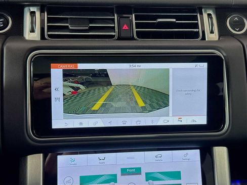 Used 2022 Land Rover Range Rover P525 Westminster Edition image 16