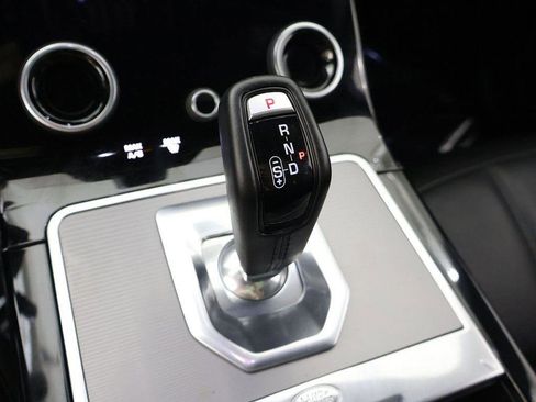 Used 2020 Land Rover Range Rover Evoque SE image 56
