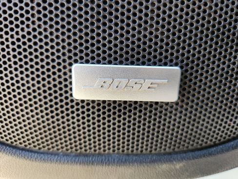 Used 2023 GMC Acadia Denali image 13