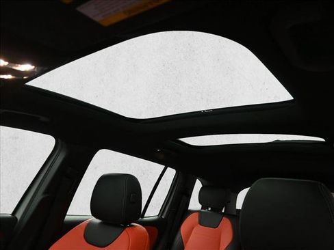 New 2026 Mercedes-Benz GLB 35 AMG 4MATIC image 19
