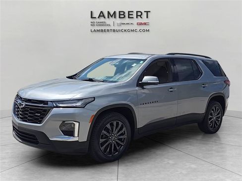 Used 2023 Chevrolet Traverse RS AWD/4WD image 1