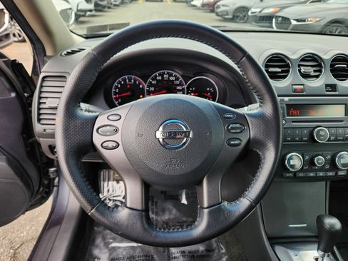 Used 2011 Nissan Altima 2.5 S w/ Convenience Pkg FWD image 17