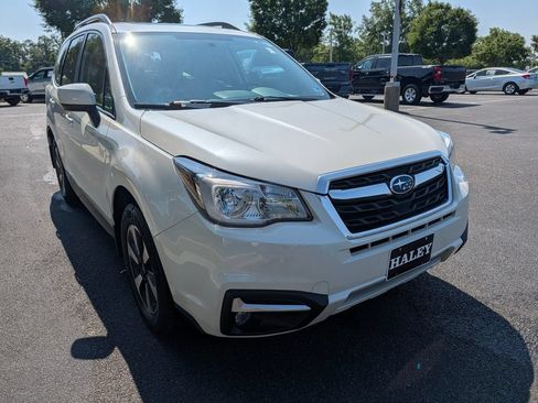 Used 2018 Subaru Forester 2.5i Premium AWD/4WD image 1