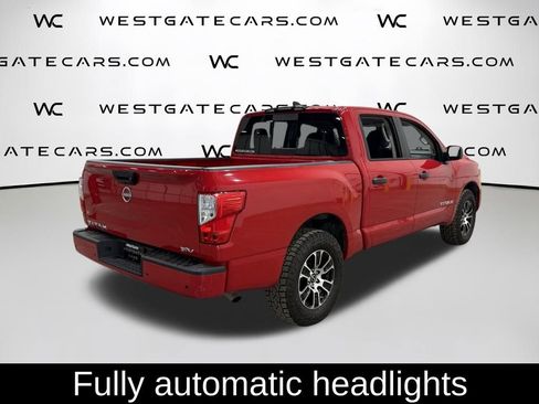 Used 2023 Nissan Titan SV image 5