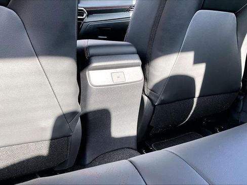New 2026 Nissan Sentra SR FWD image 18
