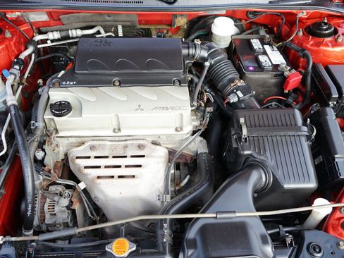 Used 2007 Mitsubishi Eclipse GS image 9