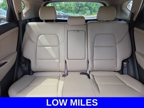 Used 2016 Hyundai Tucson Limited FWD image 13