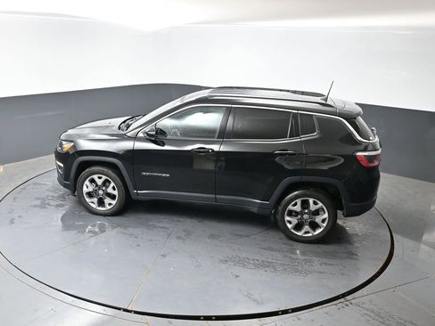Used 2020 Jeep Compass Limited AWD/4WD image 17