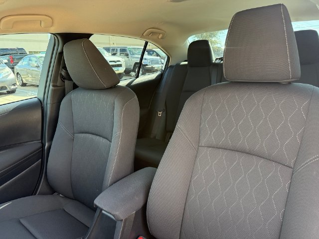 Used 2024 Toyota Corolla LE FWD image 12