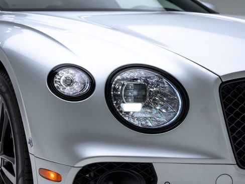 Used 2023 Bentley Continental GT Mulliner AWD/4WD image 9