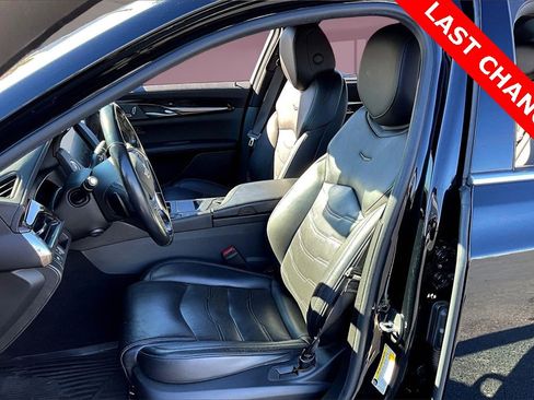 Used 2018 Cadillac CT6 Luxury image 25