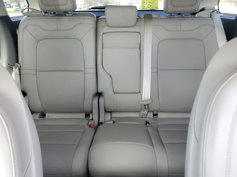 Certified 2024 Lincoln Corsair AWD w/ Equipment Group 101A image 17