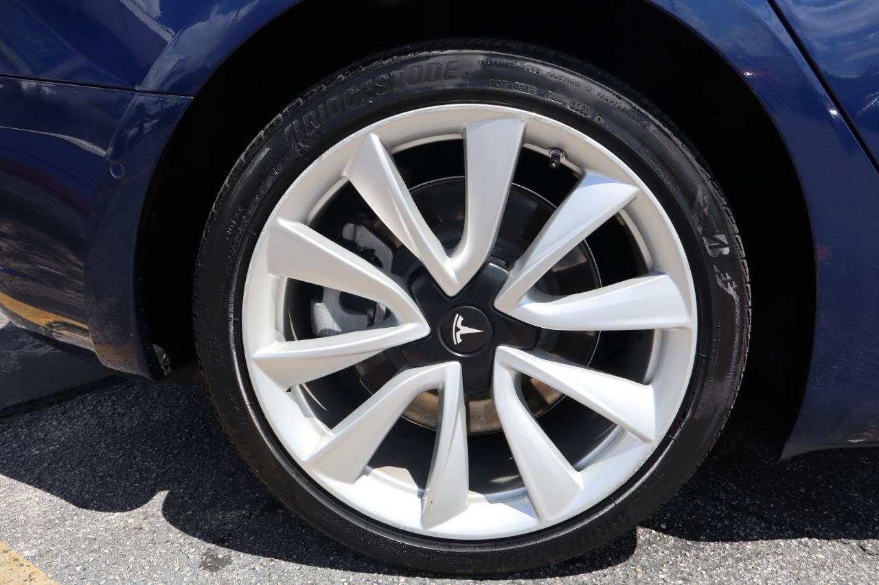 Used 2019 Tesla Model 3 Performance AWD/4WD image 33