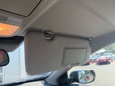 Used 2019 Honda CR-V EX image 12