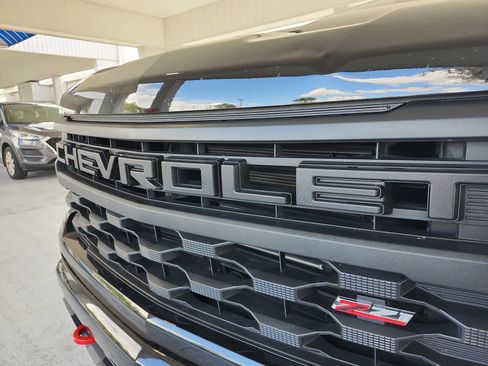 Used 2023 Chevrolet Silverado 1500 Custom Trail Boss AWD/4WD image 22