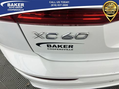 Used 2023 Volvo XC60 B6 Ultimate image 32