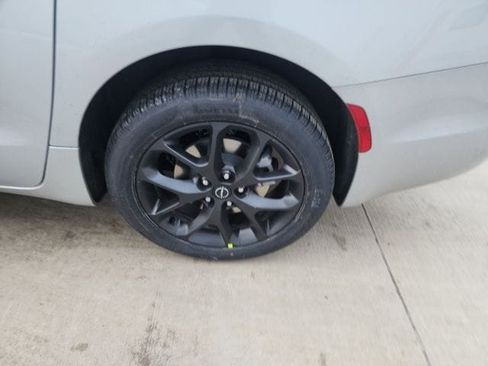 New 2026 Chrysler Pacifica Limited w/ S Appearance Package image 26