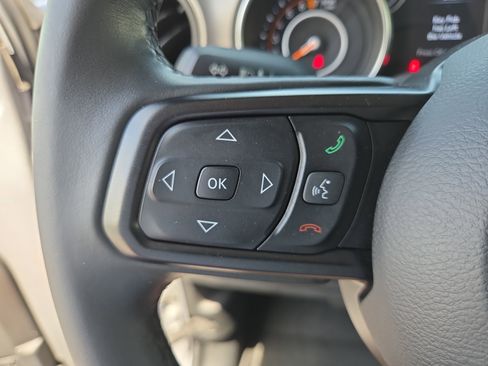 Certified 2018 Jeep Wrangler Unlimited Sport S AWD/4WD image 29
