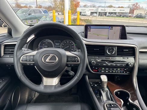 Used 2019 Lexus RX 450h AWD image 38