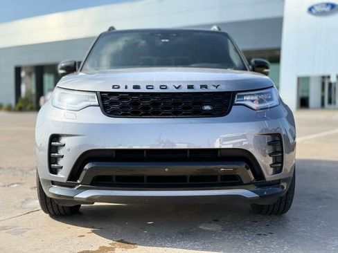 Used 2023 Land Rover Discovery S R-Dynamic image 3