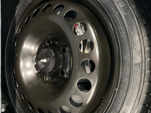 Used 2020 Buick Encore GX Select w/ Experience Buick Package image 30