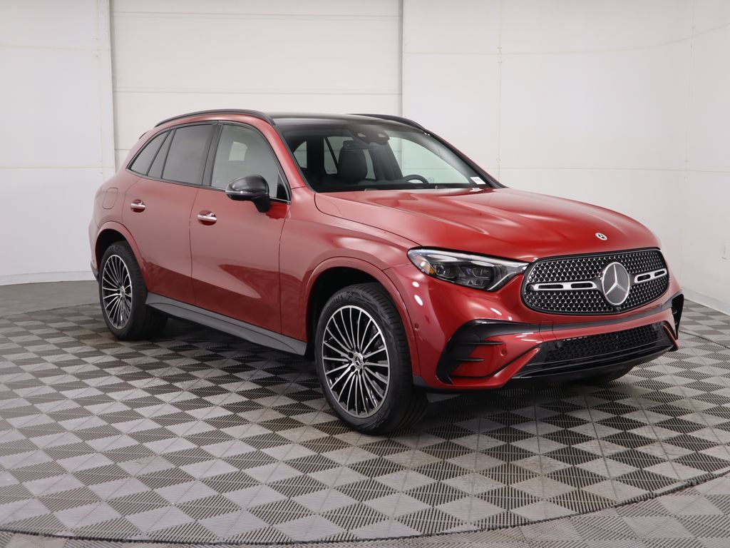 Certified 2026 Mercedes-Benz GLC 300 image 3