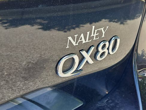 Used 2017 INFINITI QX80 2WD w/ Driver Assistance Package image 33
