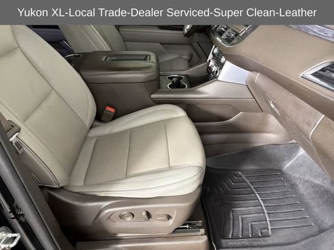 Used 2022 GMC Yukon XL SLT w/ SLT Luxury Package image 21