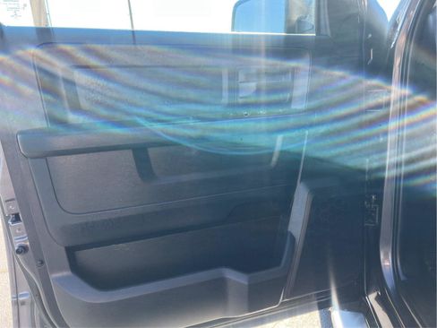 Used 2015 RAM 1500 Express w/ Popular Equipment Group image 17