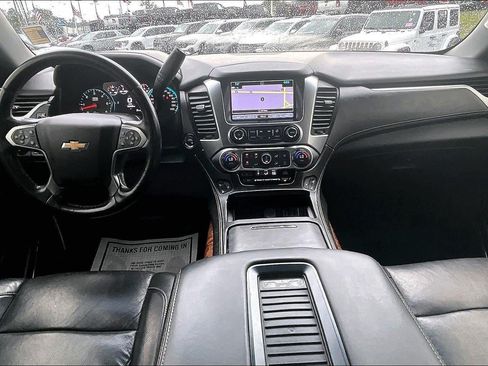 Used 2019 Chevrolet Tahoe Premier AWD/4WD image 14