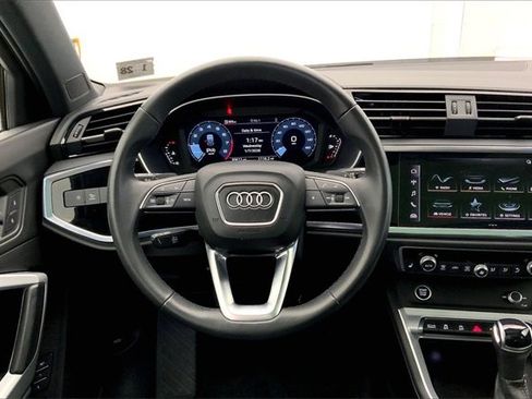 Certified 2023 Audi Q3 2.0T Premium w/ Convenience Package image 5