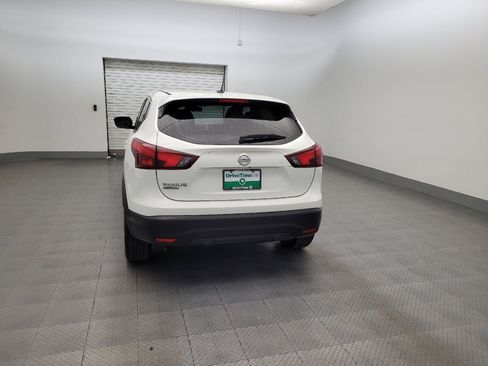 Used 2018 Nissan Rogue Sport S w/ S Appearance Package FWD image 6