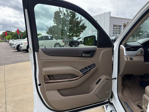 Used 2016 GMC Yukon SLT RWD image 9
