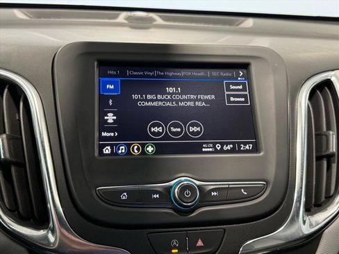 Used 2022 Chevrolet Equinox LT w/ Driver Convenience Package image 19