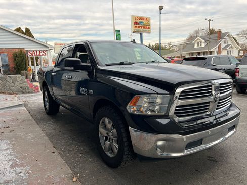 Used 2018 RAM 1500 Big Horn image 4